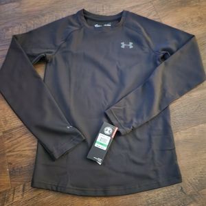 NWT Boys UA  Base 2.0 Crew Youth Large